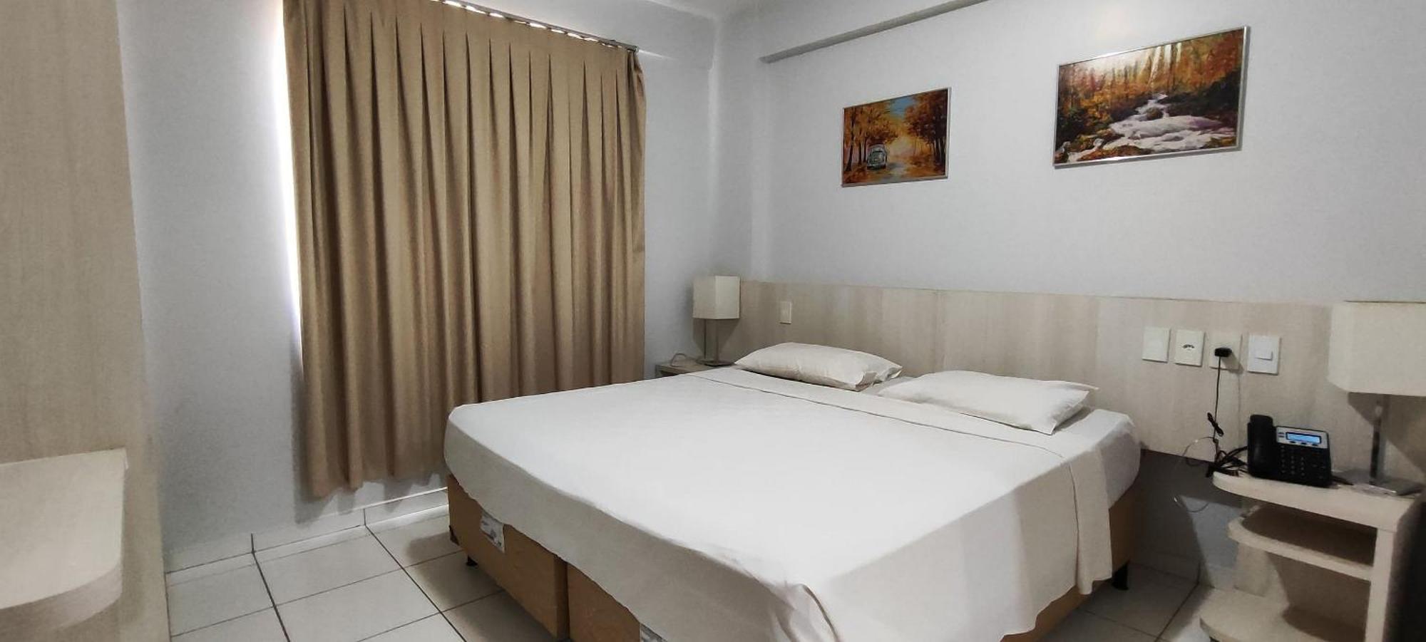 Golden Dolphin Grand Hotel Piscinas 24 Hs Mp * Caldas Novas